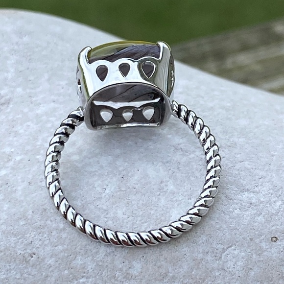 Green Abalone ring size 7 silver plated twist design band - Picture 6 of 11